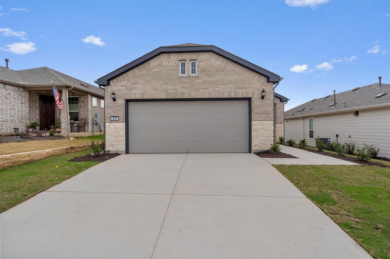 310 Livewater LN, Georgetown, TX 78633