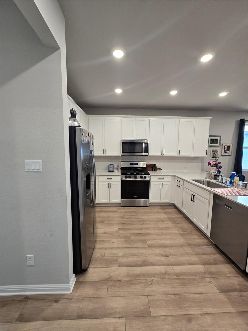 727 Gray Fox Loop, Hutto, TX 78634
