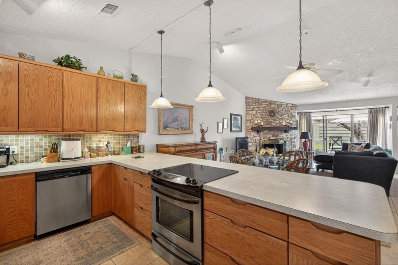 104 S Big Spur #7, Horseshoe Bay, TX 78657