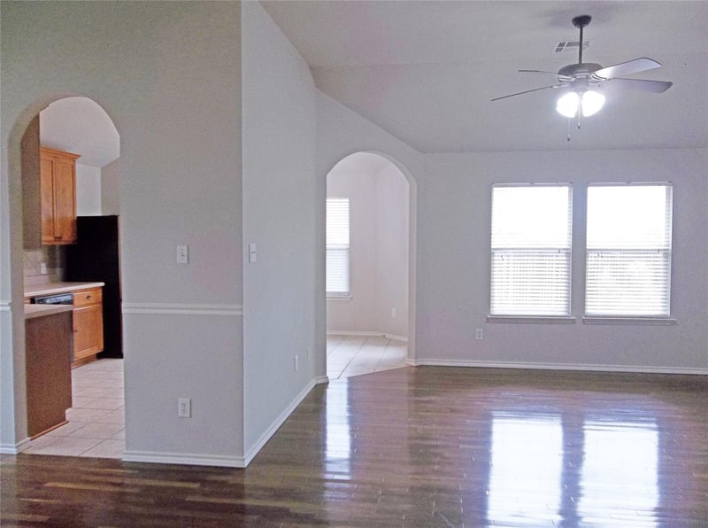 110 Fossil TRL, Leander, TX 78641