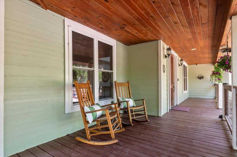 550 League Line RD, Smithville, TX 78957