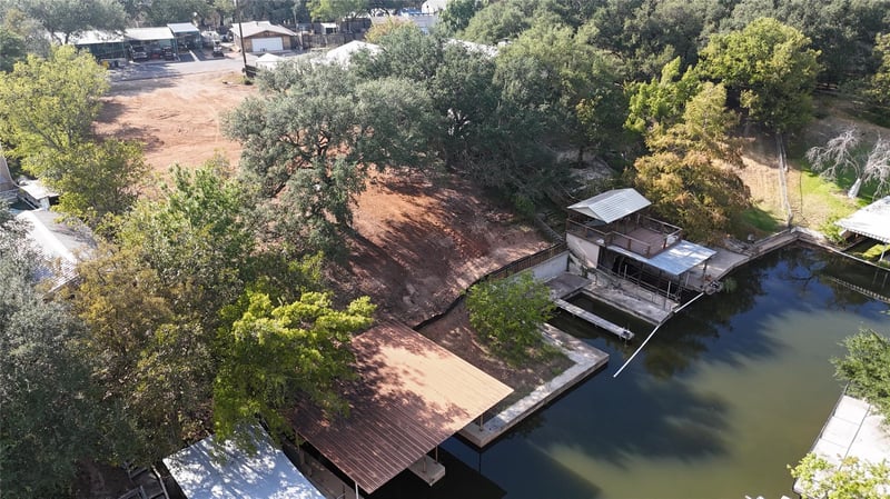 525 - 527 County Road 136a RD, Kingsland, TX 78639