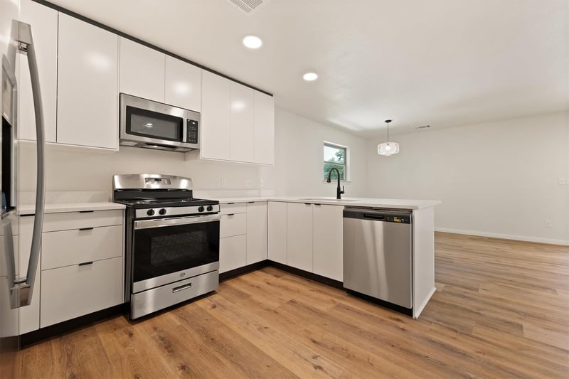 313 Mill ST, San Marcos, TX 78666