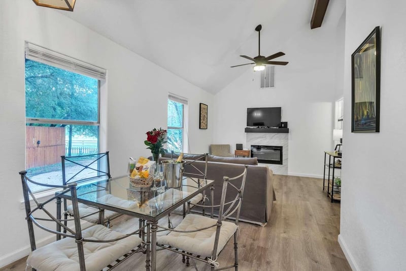 104 Scudder LN #X, Wimberley, TX 78676