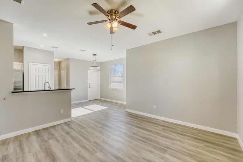 904 Sebastian BND #B, Pflugerville, TX 78660