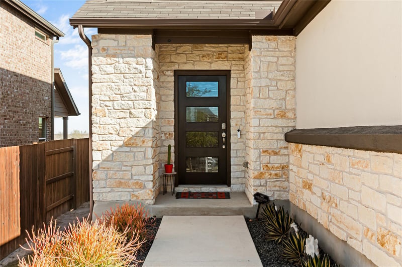 862 Pepperbark Loop, Buda, TX 78610
