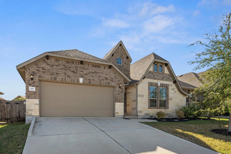 105 Highfield ST, Hutto, TX 78634
