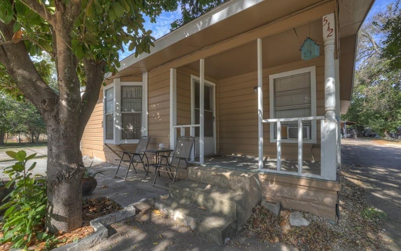 512 Valley ST, San Marcos, TX 78666