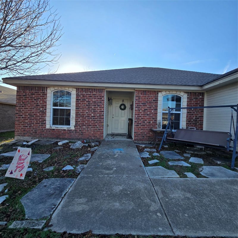 212 Druse LN, Jarrell, TX 76537