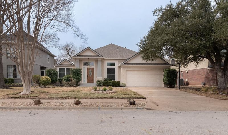 1012 Parrot TRL, Round Rock, TX 78681