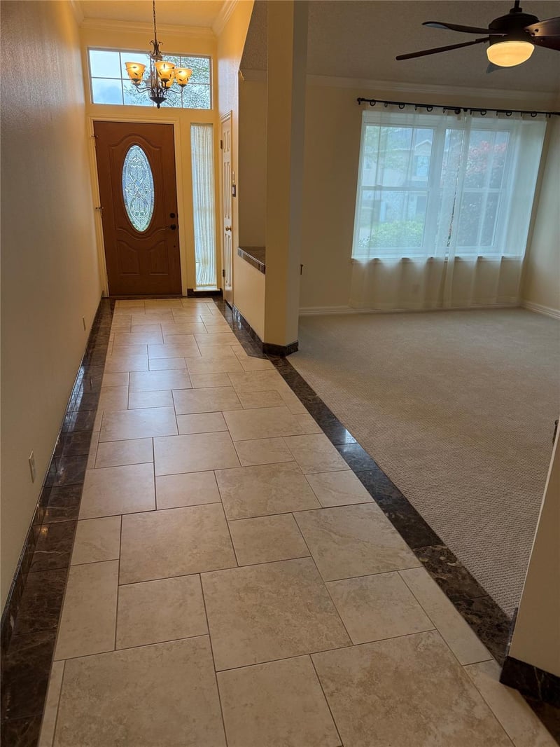 1012 Parrot TRL, Round Rock, TX 78681
