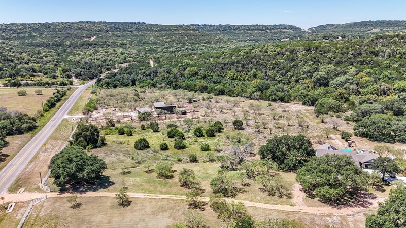 11670 Fm 1174 , Bertram, TX 78605