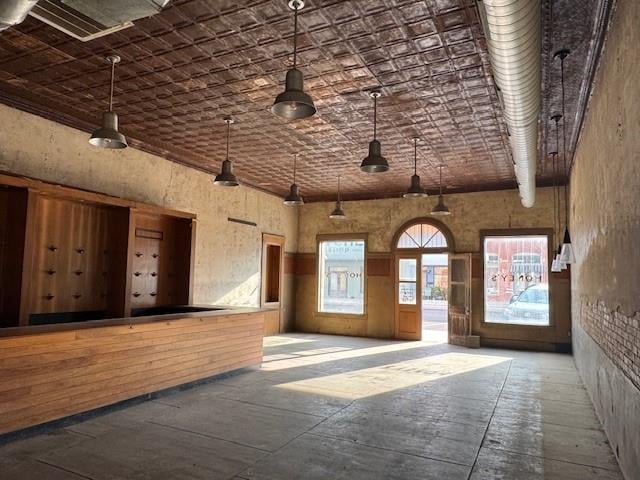 109 Ne 2nd ST, Smithville, TX 78957