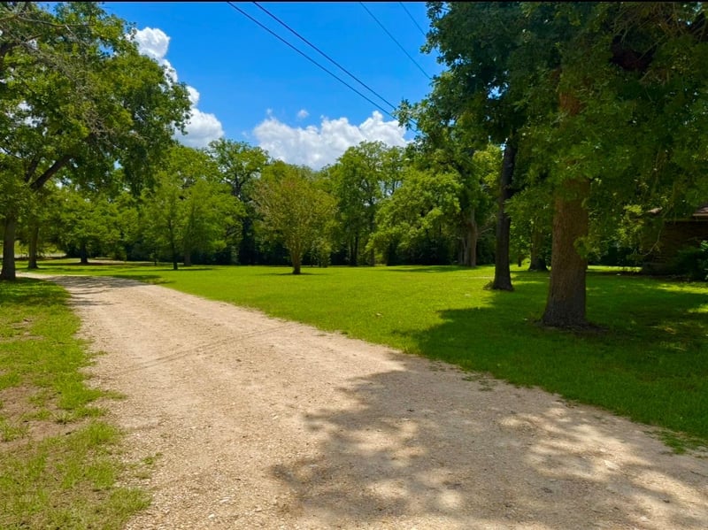 2410 State Highway 95, Bastrop, TX 78602