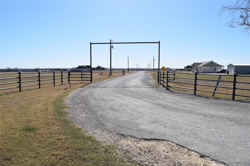 TBD0 Apache TRL #Track 13, Rockdale, TX 76567