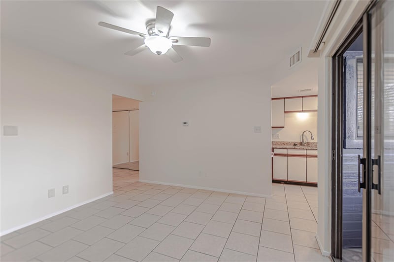 2500 Burleson RD #601, Austin, TX 78741