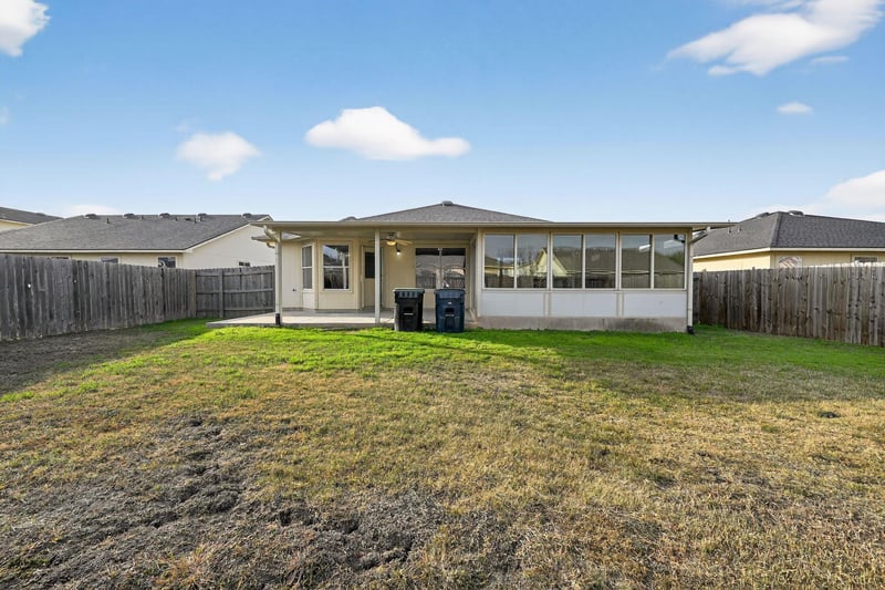 316 Flinn ST, Hutto, TX 78634