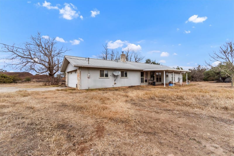 501 County Road 176 RD, Georgetown, TX 78628