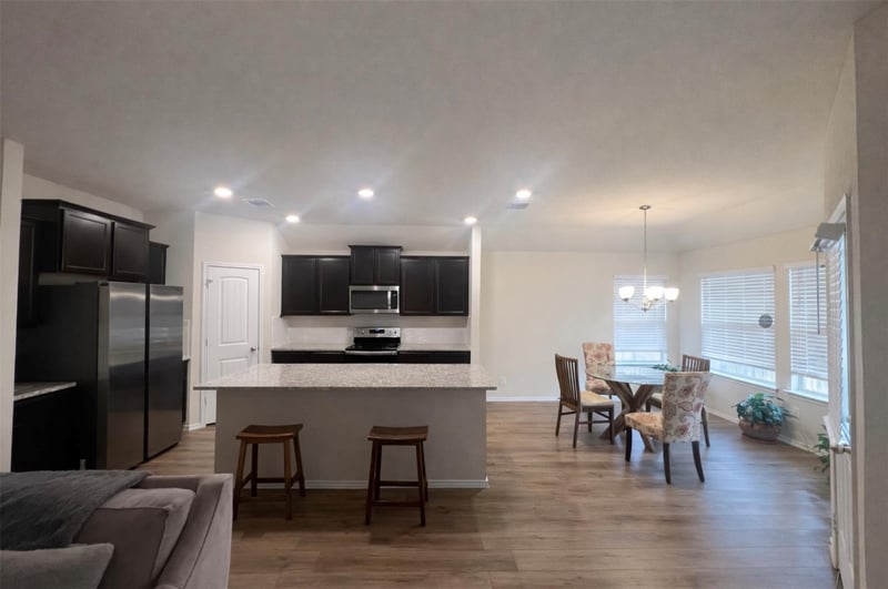 148 Pivot DR, Taylor, TX 76574