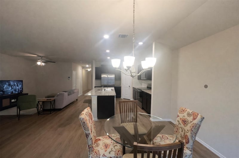 148 Pivot DR, Taylor, TX 76574