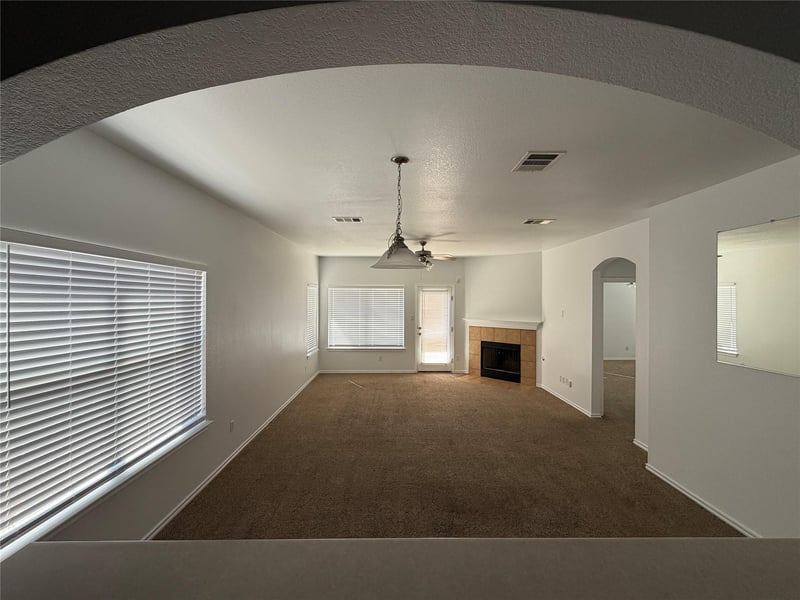 210 Dark Horse LN, Buda, TX 78610