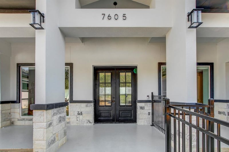 7605 Lantern View DR, Jonestown, TX 78645