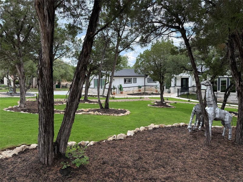 7605 Lantern View DR, Jonestown, TX 78645