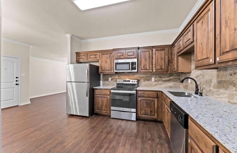 113 Calvin Smith LN, Jarrell, TX 76537