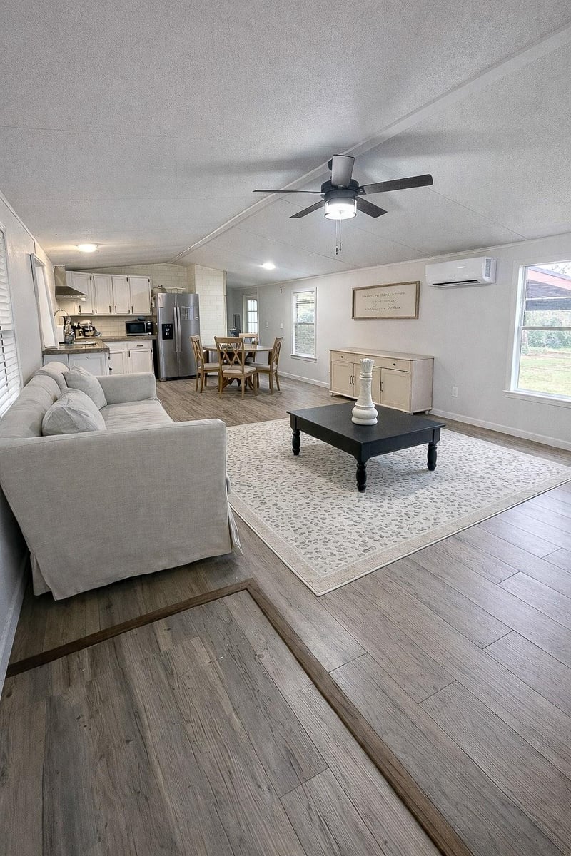 7031 Red Rock RD, Franklin, TX 77856