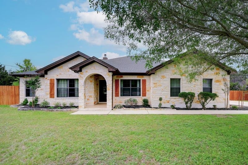 801 Mountain Crest DR, Wimberley, TX 78676