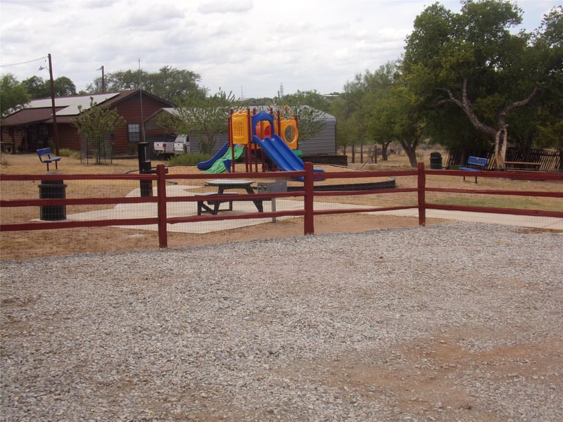 Lot 141 Pine Ln, Cottonwood Shores, TX 78657