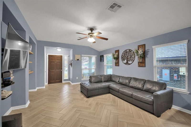 18005 Moreto Loop, Pflugerville, TX 78660