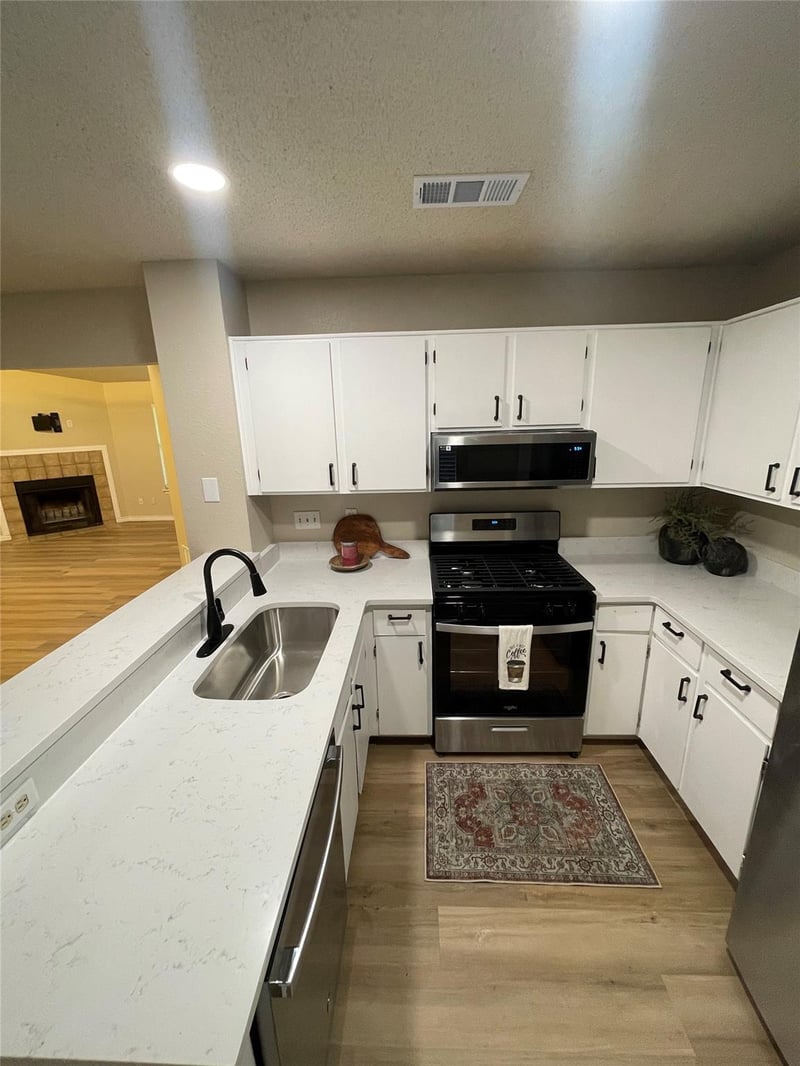 12702 Acadian TRL, Austin, TX 78727
