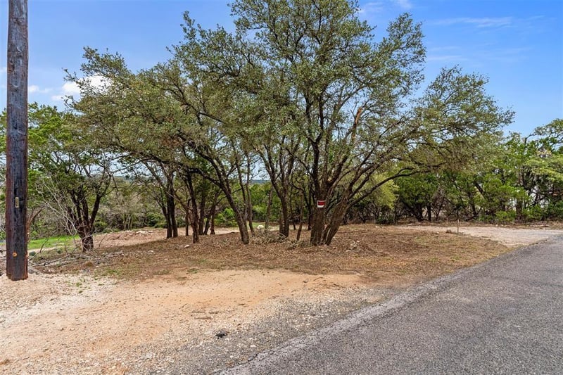 18324 Roundrock RD, Jonestown, TX 78645