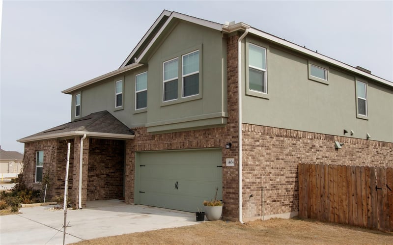 1404 Aquilla DR, Leander, TX 78641
