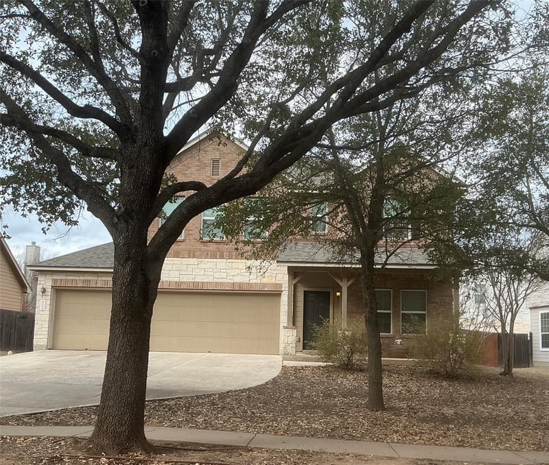 809 Hometown PKWY, Kyle, TX 78640
