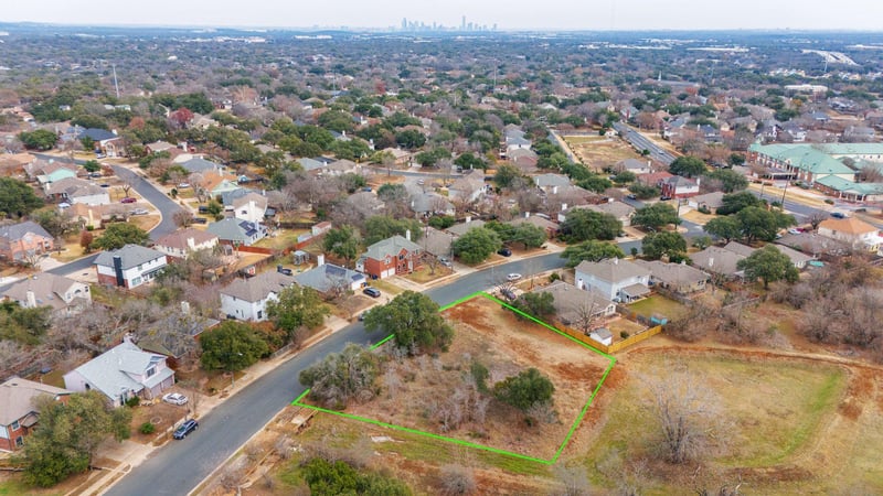 5609 Kayview DR, Austin, TX 78749