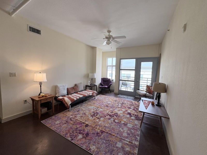 711 26th ST #700, Austin, TX 78705