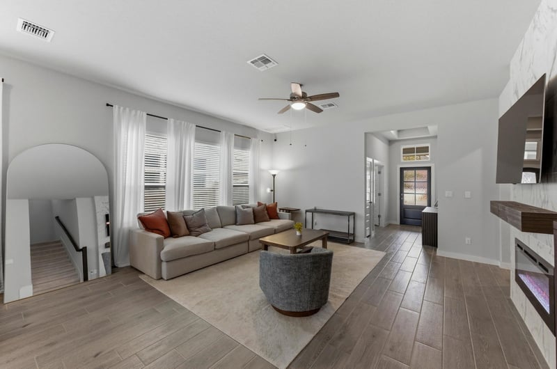 1209 Bluewood BND, Leander, TX 78641
