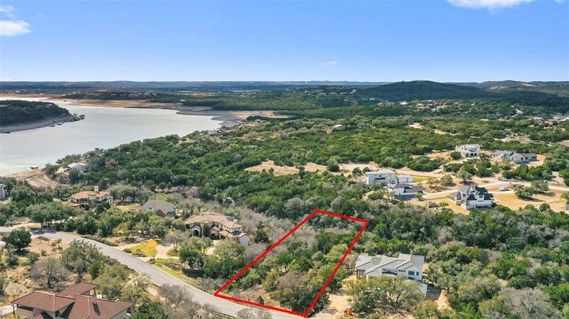 16912 Northlake Hills DR, Jonestown, TX 78645