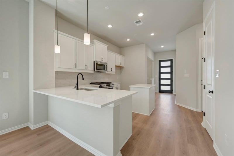 570 Darley Oak DR, Dripping Springs, TX 78620