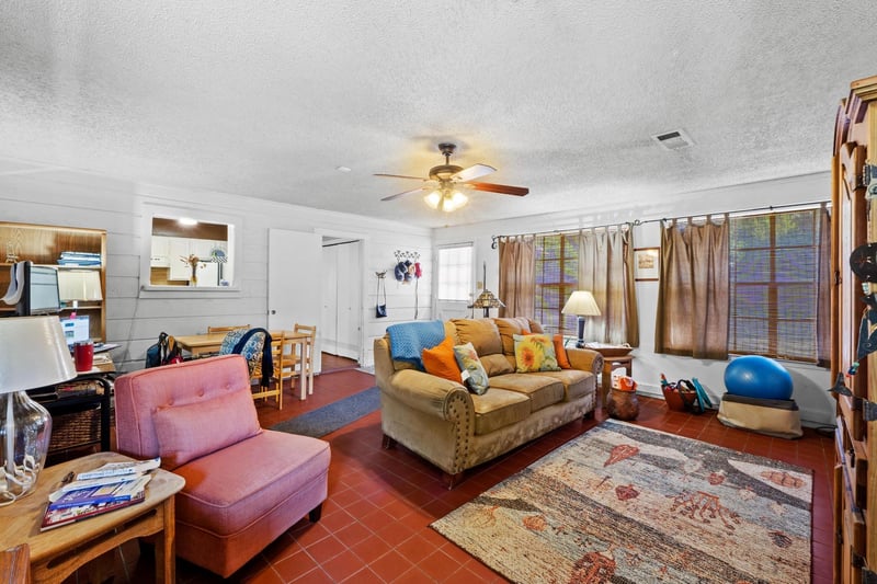 103 Laurelwood DR, Austin, TX 78733