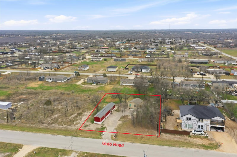130 Gato RD, Cedar Creek, TX 78612