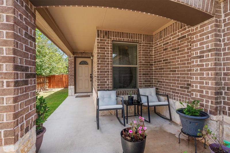 611 Big Bend TRL, Taylor, TX 76574
