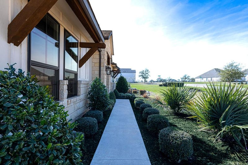 217 Northcrest DR, Liberty Hill, TX 78642