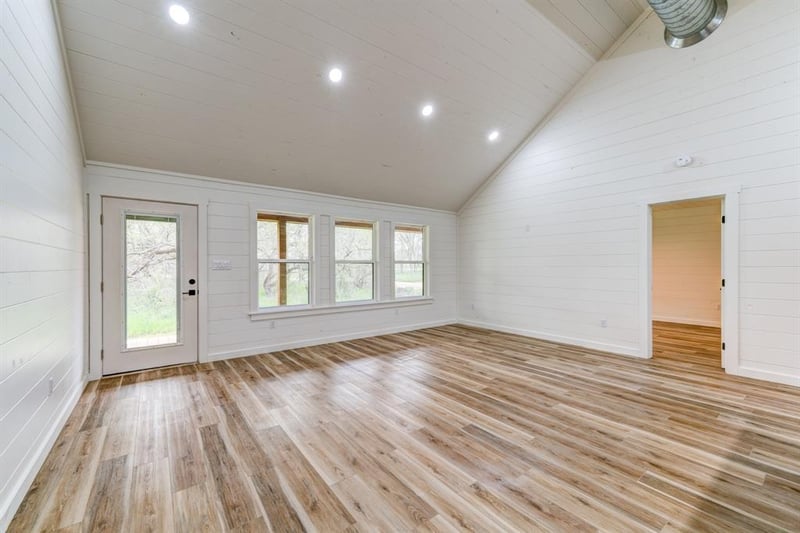 3881 Barth RD, Lockhart, TX 78644