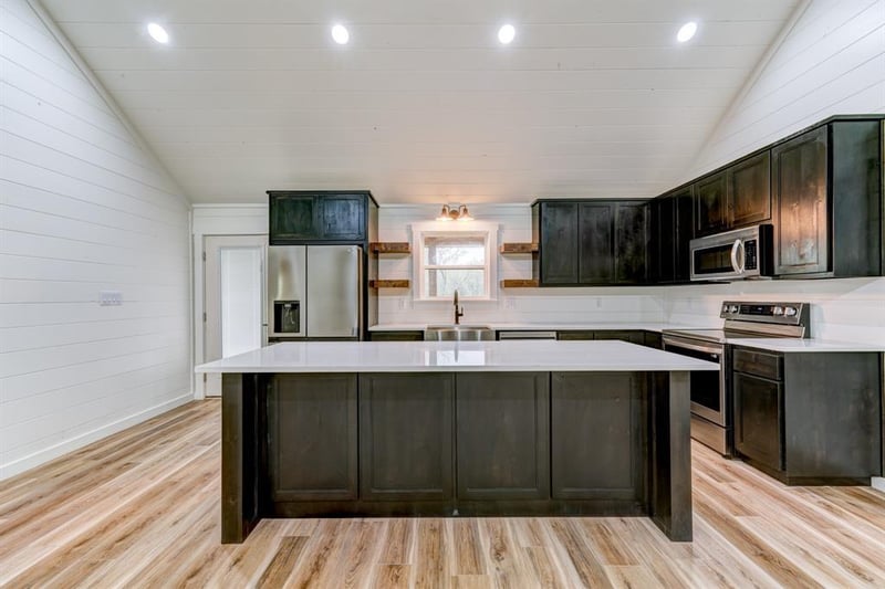 3881 Barth RD, Lockhart, TX 78644