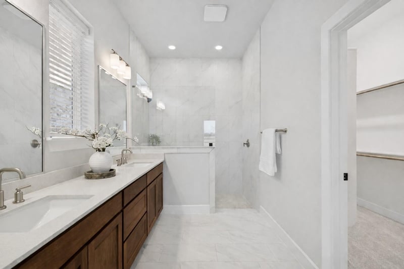 1332 Hartley DR, Leander, TX 78641