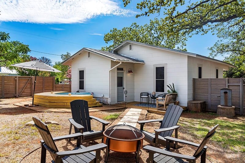 510 Orange ST, Fredericksburg, TX 78624