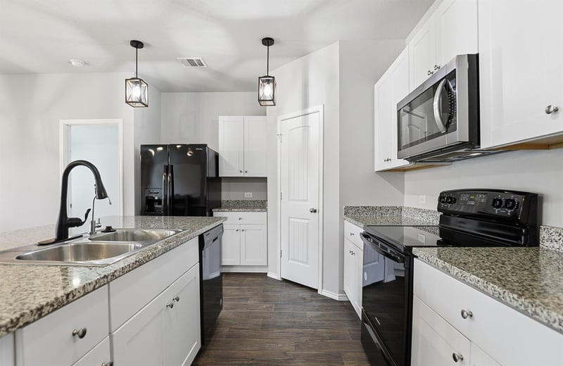6005 Shanjia DR, Austin, TX 78724